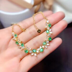 Real Natural Emerald Gemstone Bracelet 
Sterling Silver Green